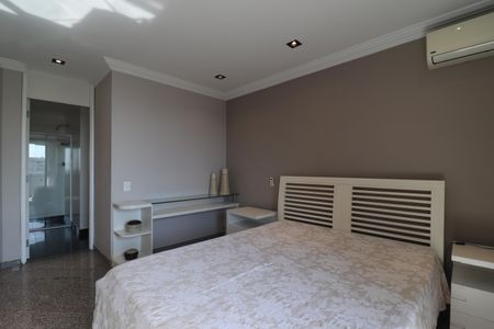 Apartamento para alugar com 296m², 3 quartos e 4 vagasQuarto 1 suíte