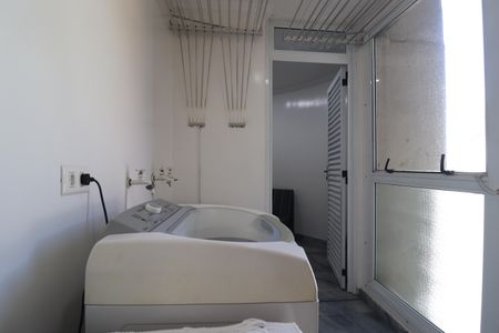 Apartamento para alugar com 296m², 3 quartos e 4 vagasÁrea de Serviço