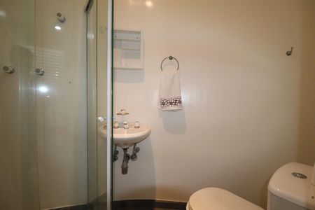 Apartamento para alugar com 296m², 3 quartos e 4 vagasBanheiro Quarto serviço