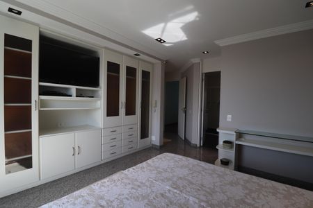 Apartamento para alugar com 296m², 3 quartos e 4 vagasQuarto 1 suíte