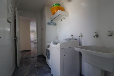 Apartamento para alugar com 296m², 3 quartos e 4 vagasÁrea de Serviço