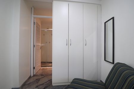 Apartamento para alugar com 296m², 3 quartos e 4 vagasQuarto serviço