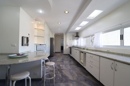 Apartamento para alugar com 296m², 3 quartos e 4 vagasCozinha