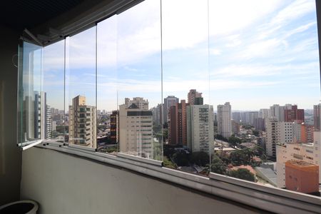 Apartamento para alugar com 296m², 3 quartos e 4 vagasVaranda Quarto 1 suíte