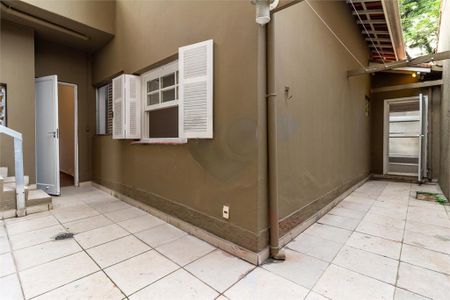 Casa de condomínio à venda com 180m², 5 quartos e 2 vagas