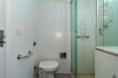 Casa de condomínio à venda com 180m², 5 quartos e 2 vagas