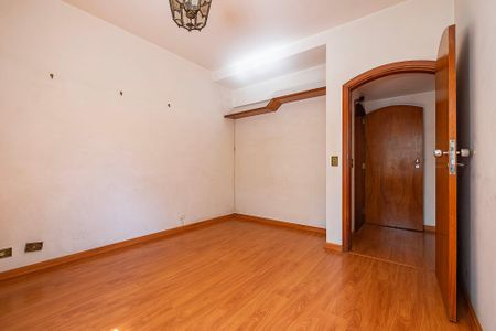 Apartamento à venda com 177m², 3 quartos e 2 vagasQuarto 2