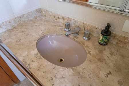 Apartamento à venda com 177m², 3 quartos e 2 vagasBanheiro