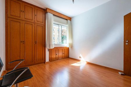 Apartamento à venda com 177m², 3 quartos e 2 vagasQuarto 1