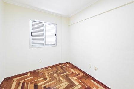 Apartamento para alugar com 72m², 3 quartos e 2 vagas Apartamento para alugar com 72m², 3 quartos e 2 vagasQuarto