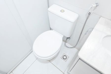 Apartamento para alugar com 72m², 3 quartos e 2 vagas Apartamento para alugar com 72m², 3 quartos e 2 vagasBanheiro