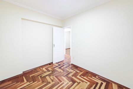 Apartamento para alugar com 72m², 3 quartos e 2 vagas Apartamento para alugar com 72m², 3 quartos e 2 vagasQuarto