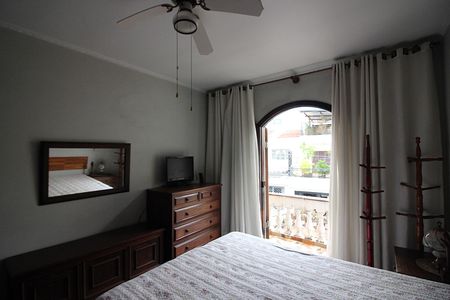 Casa à venda com 239m², 3 quartos e 2 vagasQuarto 1 