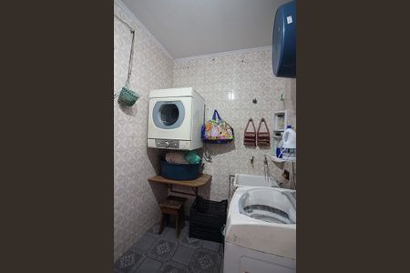 Casa à venda com 239m², 3 quartos e 2 vagasÁrea de Serviço