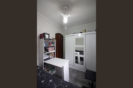 Casa à venda com 239m², 3 quartos e 2 vagasQuarto 2