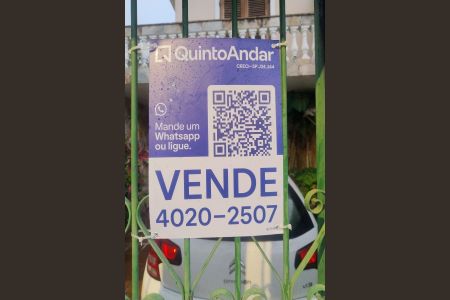 Casa à venda com 239m², 3 quartos e 2 vagasPlaca