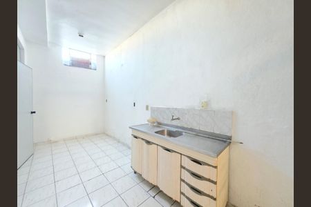 Casa para alugar com 80m², 3 quartos e 1 vaga Casa para alugar com 80m², 3 quartos e 1 vagaCozinha / lavanderia