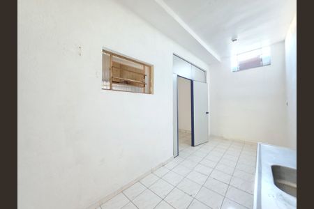 Casa para alugar com 80m², 3 quartos e 1 vaga Casa para alugar com 80m², 3 quartos e 1 vagaCozinha / lavanderia