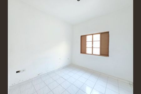Casa para alugar com 80m², 3 quartos e 1 vaga Casa para alugar com 80m², 3 quartos e 1 vagaQuarto