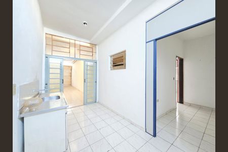 Casa para alugar com 80m², 3 quartos e 1 vaga Casa para alugar com 80m², 3 quartos e 1 vagaCozinha / lavanderia