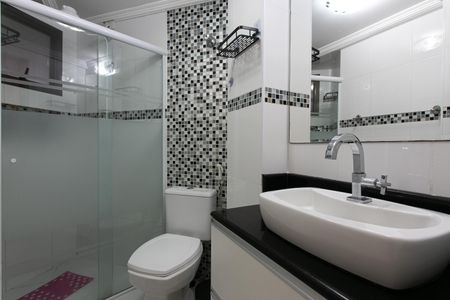 Apartamento à venda com 169m², 3 quartos e 3 vagas Apartamento à venda com 169m², 3 quartos e 3 vagasBanheiro Social