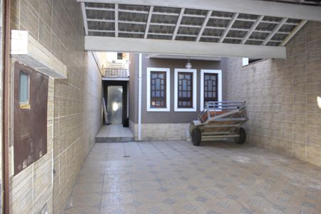 Casa à venda com 213m², 3 quartos e 4 vagasGaragem