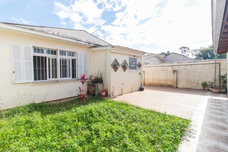 Casa à venda com 210m², 3 quartos e 4 vagasQuintal