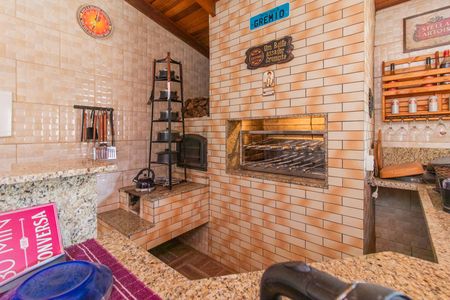 Casa à venda com 210m², 3 quartos e 4 vagasÁrea comum - Salão de festas