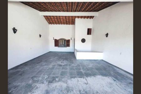 Casa à venda com 234m², 5 quartos e 4 vagas