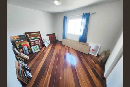 Casa à venda com 234m², 5 quartos e 4 vagas