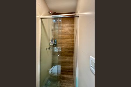 Apartamento à venda com 144m², 4 quartos e 1 vaga Apartamento à venda com 144m², 4 quartos e 1 vagaBanheiro social 2