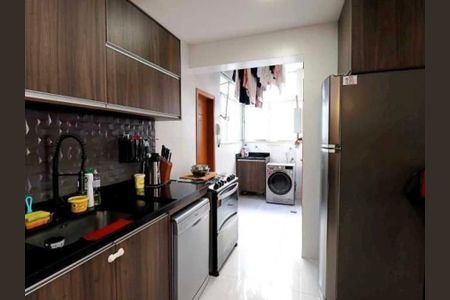 Apartamento à venda com 144m², 4 quartos e 1 vaga Apartamento à venda com 144m², 4 quartos e 1 vagaCozinha/área de serviço