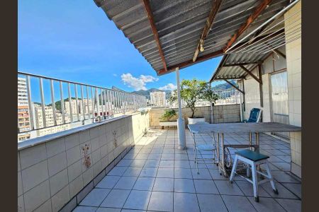 Apartamento à venda com 156m², 3 quartos e 2 vagas
