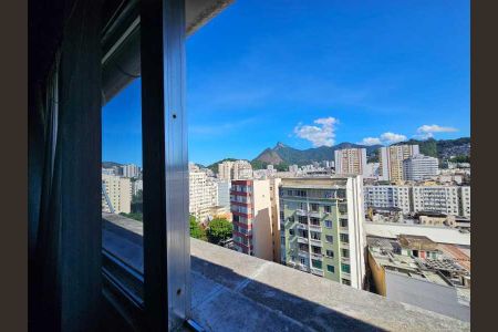 Apartamento à venda com 156m², 3 quartos e 2 vagas