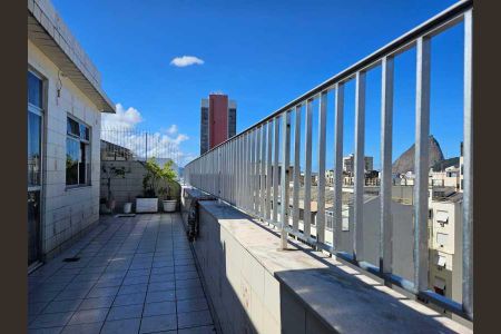 Apartamento à venda com 156m², 3 quartos e 2 vagas