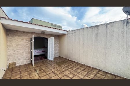 Casa à venda com 210m², 3 quartos e 1 vaga Casa à venda com 210m², 3 quartos e 1 vagaQuarto 1 Varanda
