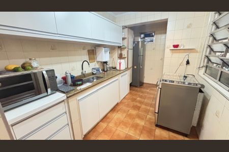 Casa à venda com 210m², 3 quartos e 1 vaga Casa à venda com 210m², 3 quartos e 1 vagaCozinha