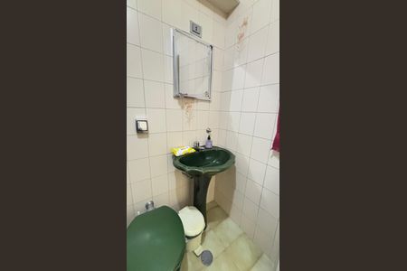 Casa à venda com 210m², 3 quartos e 1 vaga Casa à venda com 210m², 3 quartos e 1 vagaBanheiro da Suíte 1