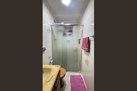 Casa à venda com 210m², 3 quartos e 1 vaga Casa à venda com 210m², 3 quartos e 1 vagaBanheiro da Suíte 2