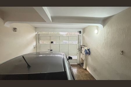 Casa à venda com 210m², 3 quartos e 1 vaga Casa à venda com 210m², 3 quartos e 1 vagaGaragem