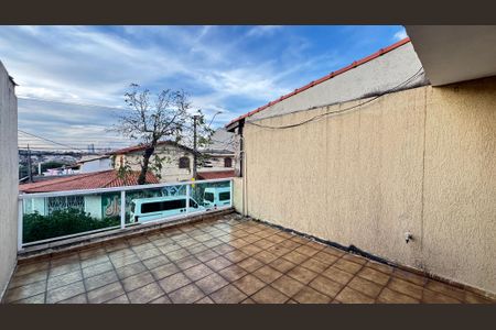 Casa à venda com 210m², 3 quartos e 1 vaga Casa à venda com 210m², 3 quartos e 1 vagaQuarto 1 Varanda