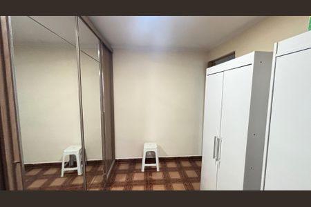 Casa à venda com 210m², 3 quartos e 1 vaga Casa à venda com 210m², 3 quartos e 1 vagaSuite 2