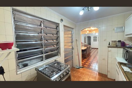 Casa à venda com 210m², 3 quartos e 1 vaga Casa à venda com 210m², 3 quartos e 1 vagaCozinha