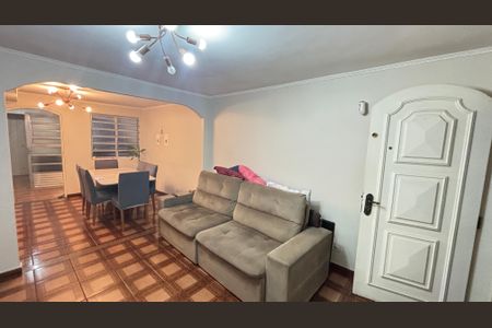 Casa à venda com 210m², 3 quartos e 1 vaga Casa à venda com 210m², 3 quartos e 1 vagaSala