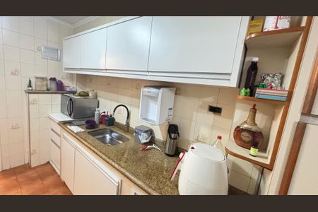 Casa à venda com 210m², 3 quartos e 1 vaga Casa à venda com 210m², 3 quartos e 1 vagaCozinha