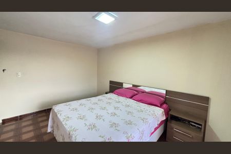 Casa à venda com 210m², 3 quartos e 1 vaga Casa à venda com 210m², 3 quartos e 1 vagaQuarto 1