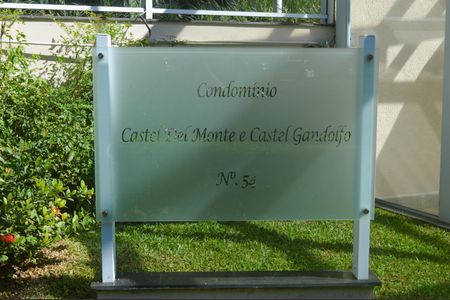 Apartamento à venda com 68m², 3 quartos e 1 vagaFachada