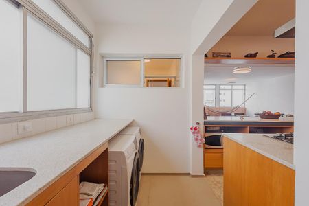 Apartamento para alugar com 108m², 2 quartos e 1 vagaÁrea de Serviço