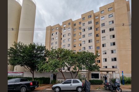 Apartamento à venda com 33m², 2 quartos e sem vagaÁrea comum