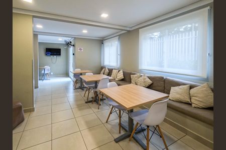 Apartamento à venda com 33m², 2 quartos e sem vagaÁrea comum